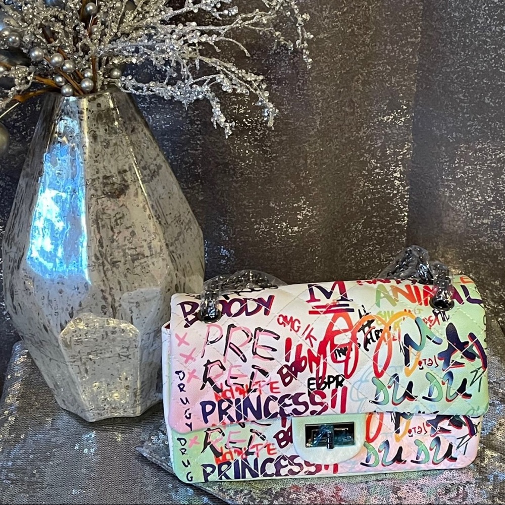 Graffiti purse